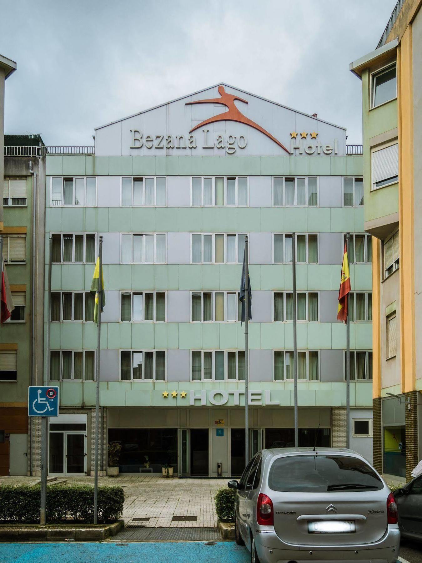 Hotel Bezana Lago Santa Cruz De Bezana Buitenkant foto